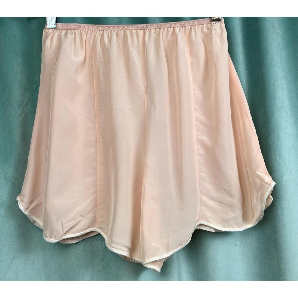 Rare Vintage 30s 40s Pink Lounge panty shortr rayon tap pants